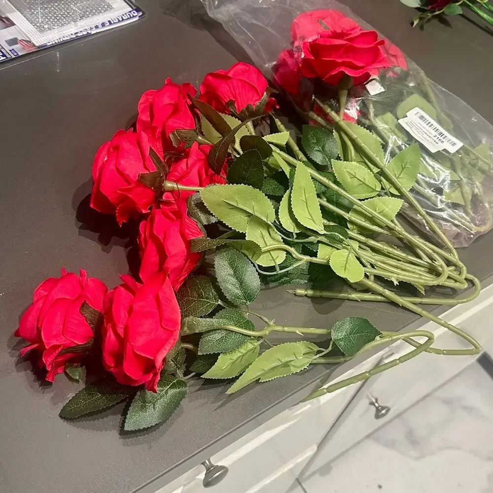 Artificial RED ROSES 12 pcs Long Stem Rose Decor Valentine's Day Wedding Party